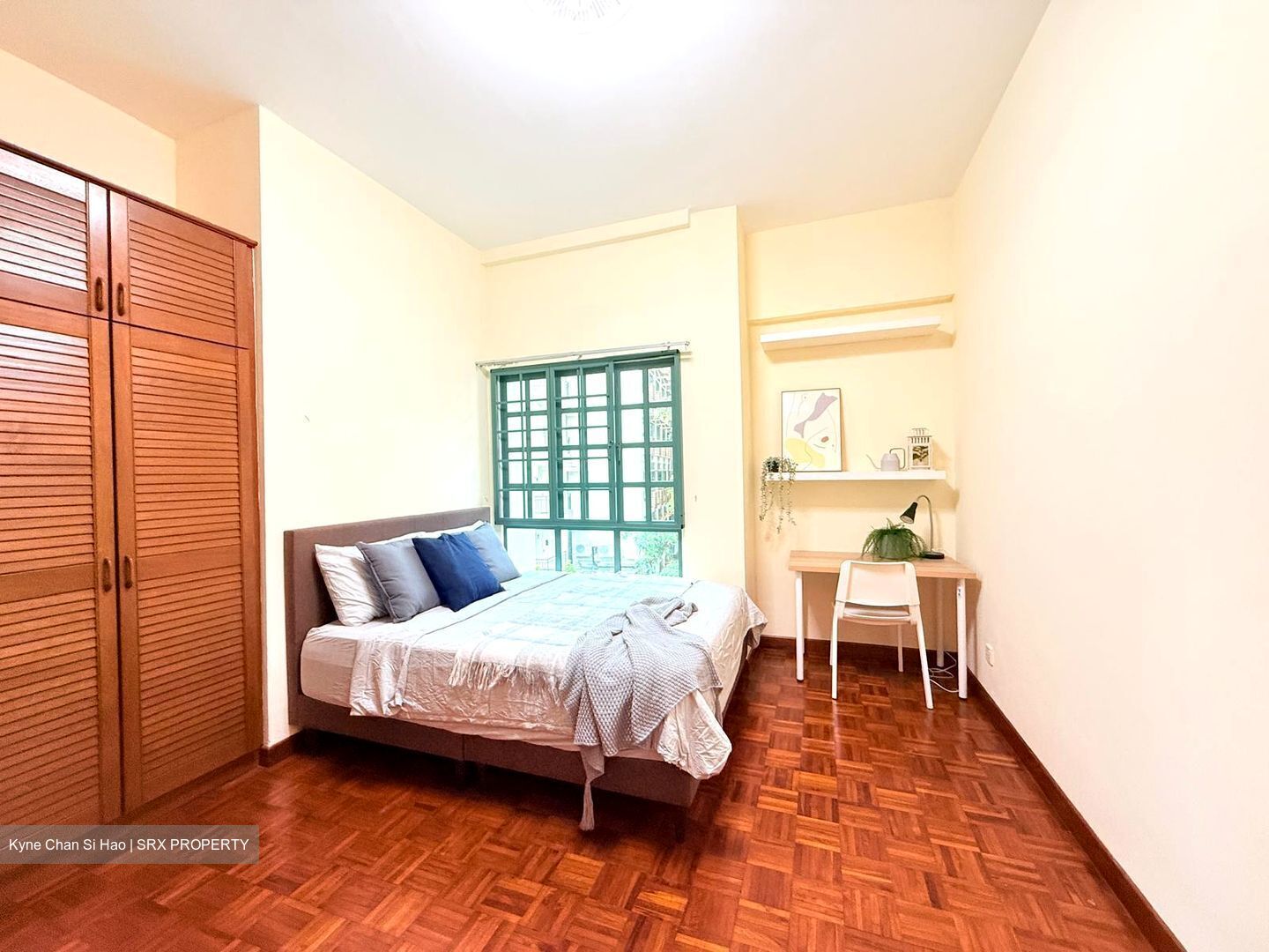 Gold Coast Condo (D5), Condominium #481401011